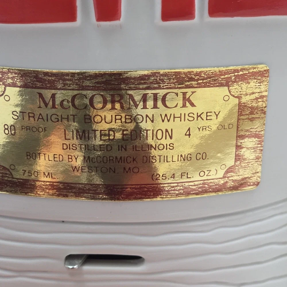 1977 McCormick Forever Elvis 68‎ Music Box Whiskey Decanter Empty W/ Box